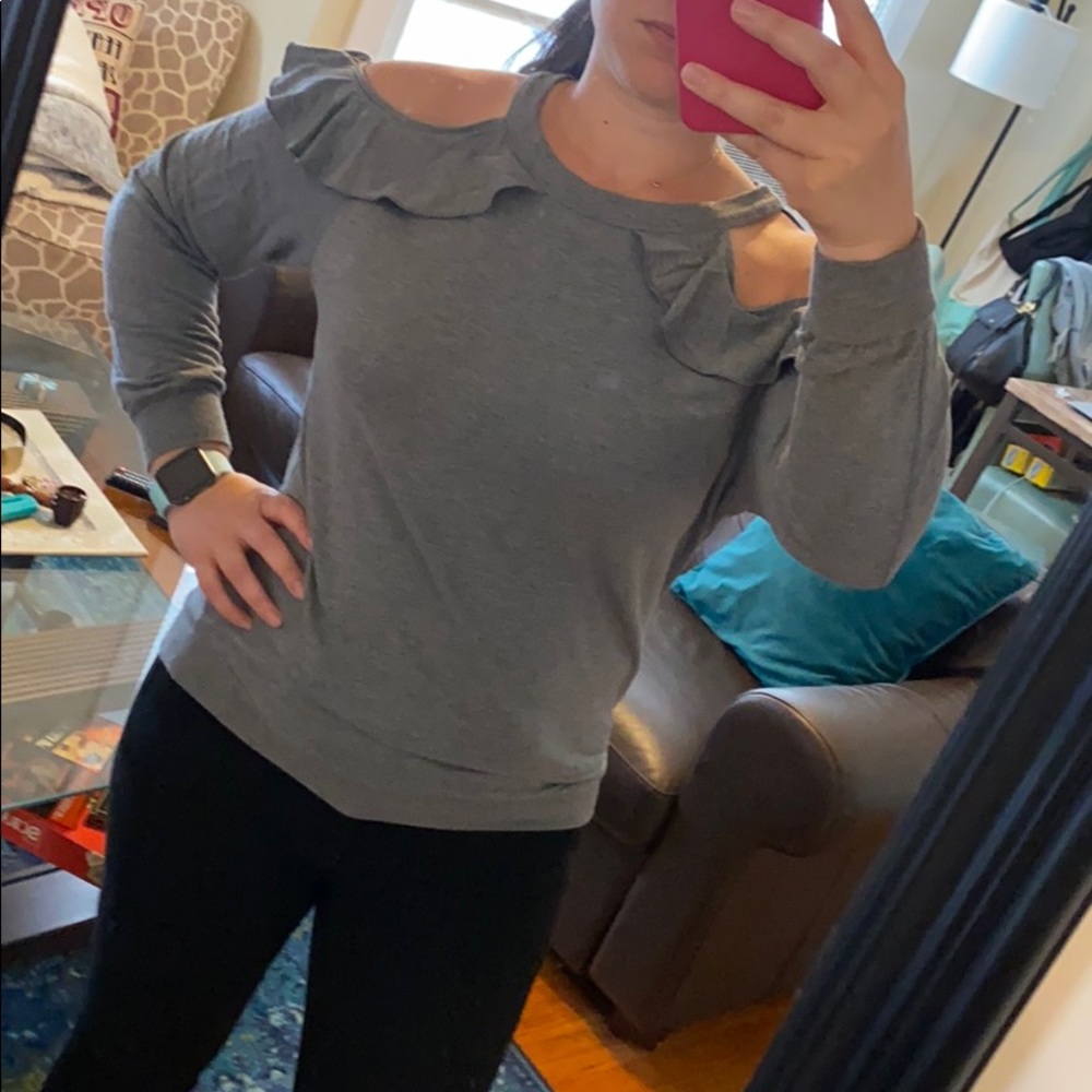 Express One Eleven cold shoulder top